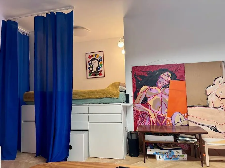 Old Town Praga-Smart Home, Garage Warsaw